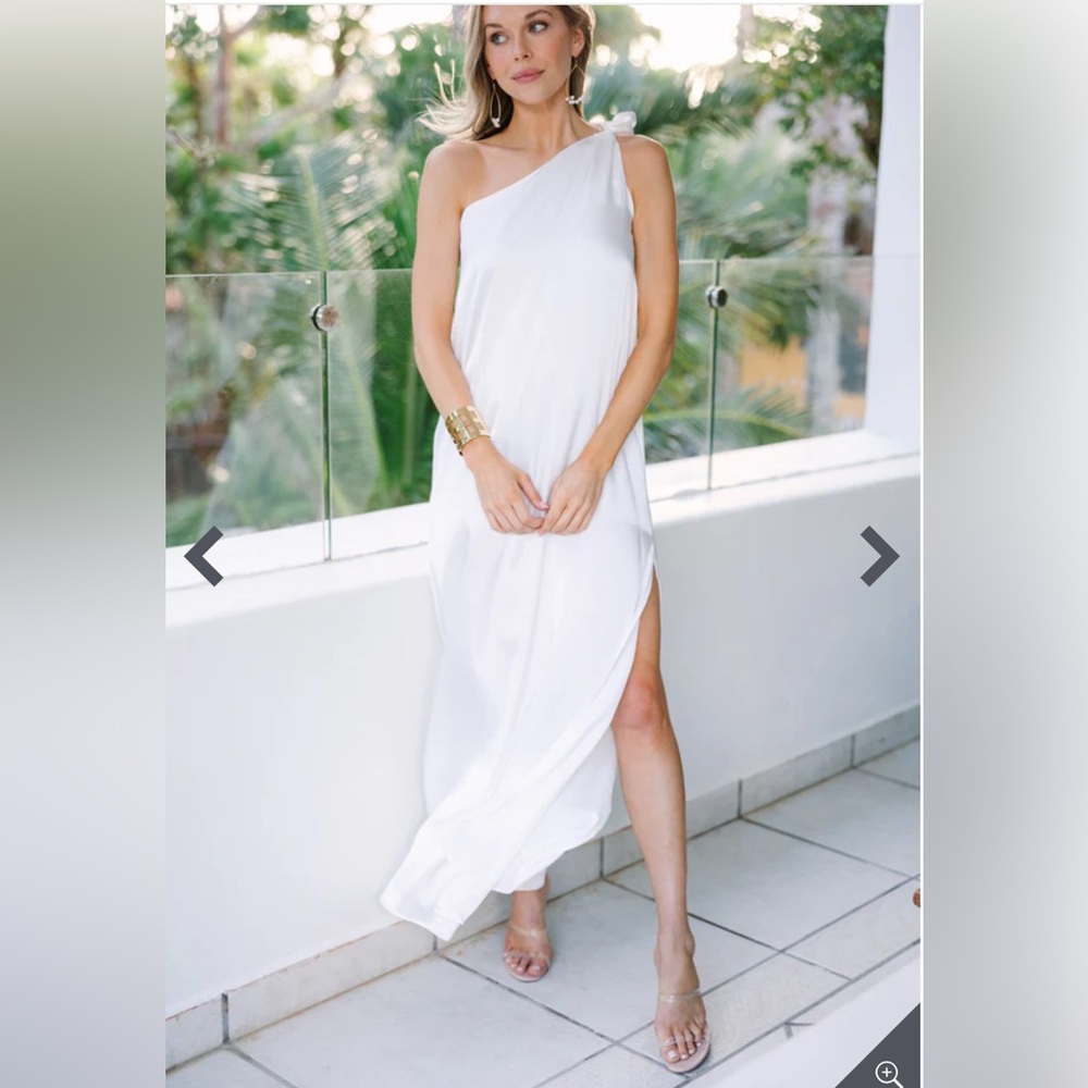 Elegant White One-Shoulder Dress